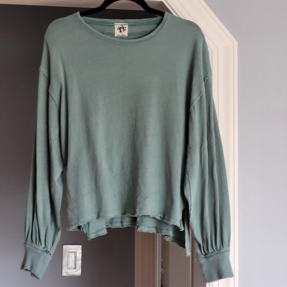 WE THE FREE JERSEY KNIT LADIES TOP SIZE S